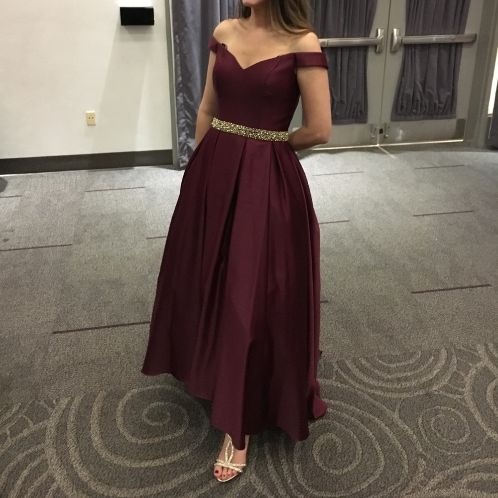 Betsy & Adam Satin Burgundy Gown Size: 8